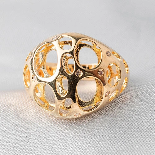 Anel abaulado furado