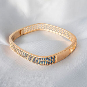 Bracelete retangular cravejado de zirconia azul