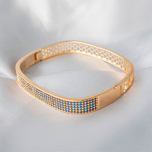 Bracelete retangular cravejado de zirconia azul - Imagem 2