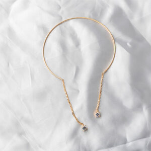 Chocker aro com pingentes de zirconia