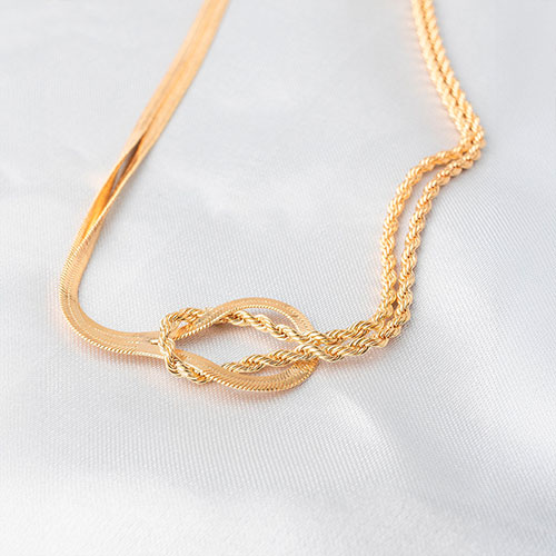 Colar meio fita e trançado - Imagem 4