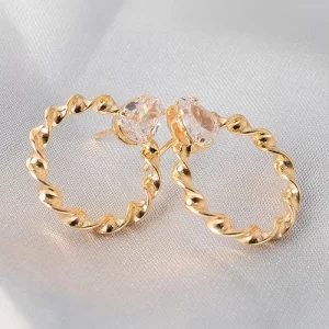 Brinco anel trançado com zirconia gota