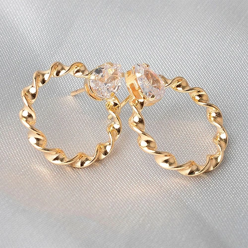 Brinco anel trançado com zirconia gota