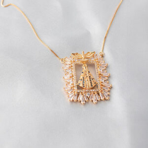 Colar retrato  Nossa Senhora cravejado