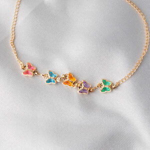 Tornozeleira com pingentes de borboleta colorido